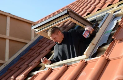 Pose de fenêtres de toit Velux à Tilly